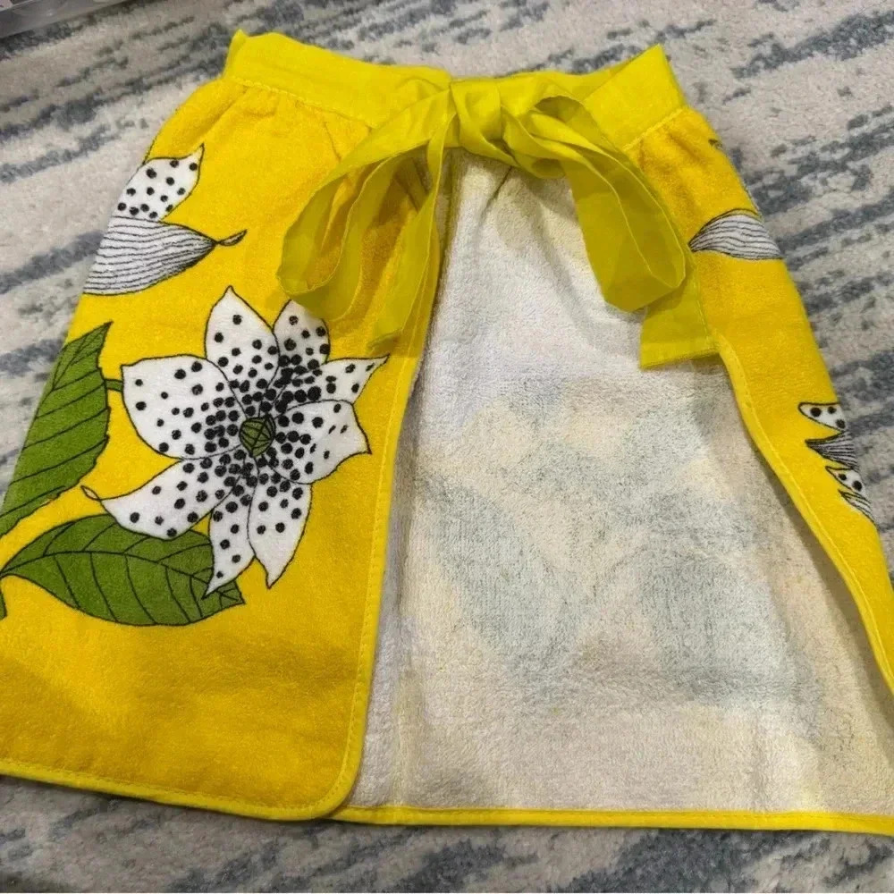 Vintage Vera Neumann Apron/Dishtowel Set - New - Picture 2 of 2